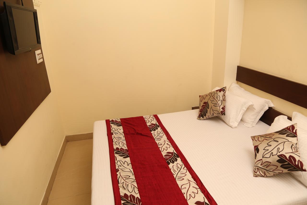 Hotel Heena Plaza Ābu Road Kültér fotó